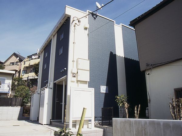 LEONEXT TARTS 외관