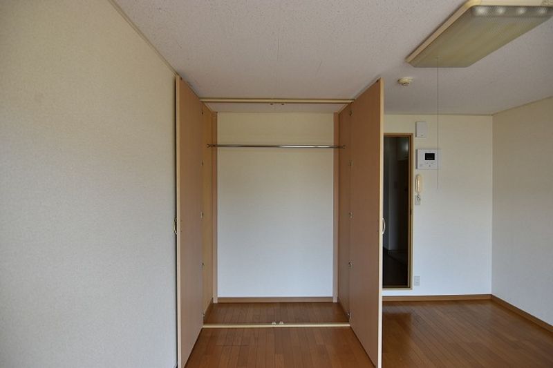 レオパレスルピナス 収納