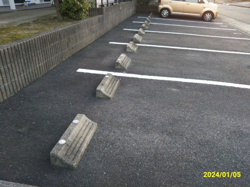 レオパレス笠東 駐車場