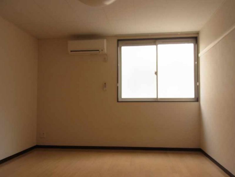レオネクスト屋敷添 居間