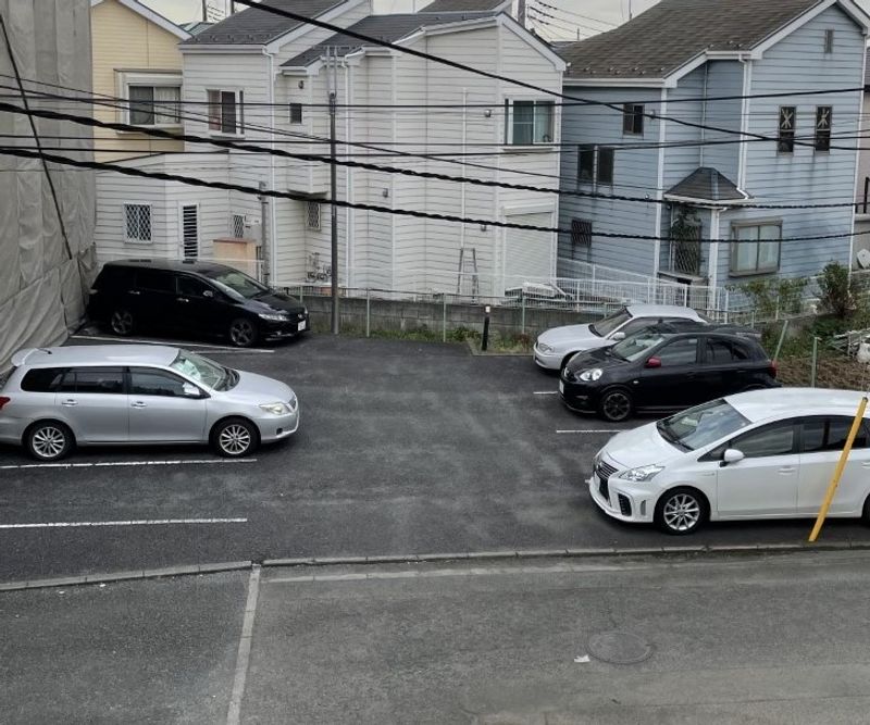レオパレス道 駐車場