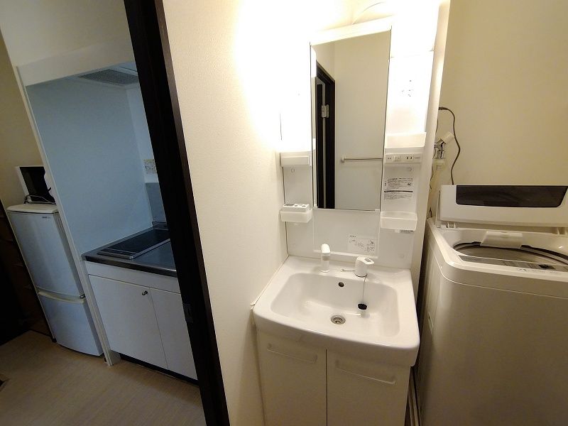 レオネクストシルビー赤坂 洗面台