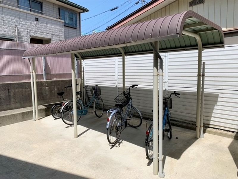レオパレスコラテラル 共用部分