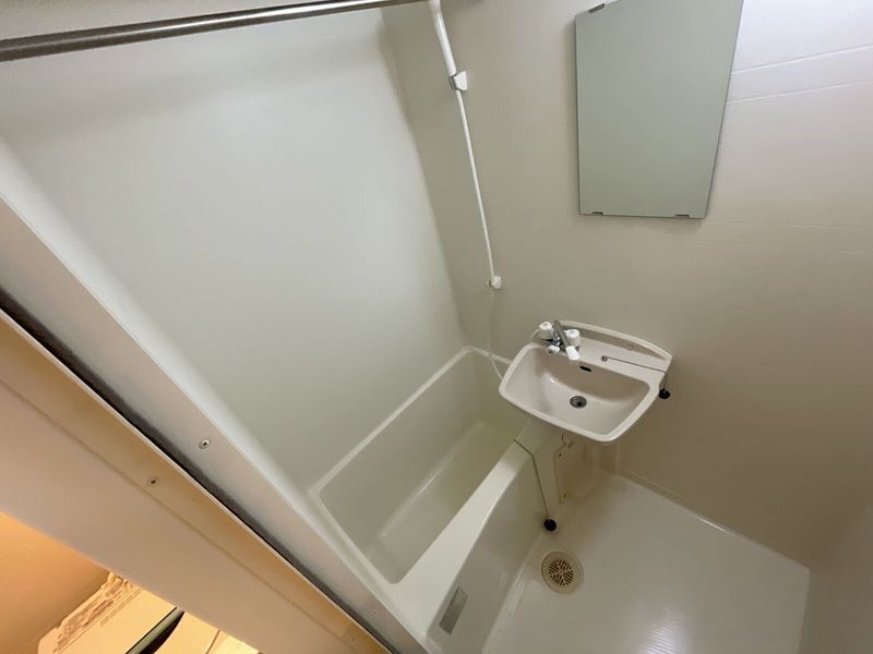 leopalace Cresia Bathroom