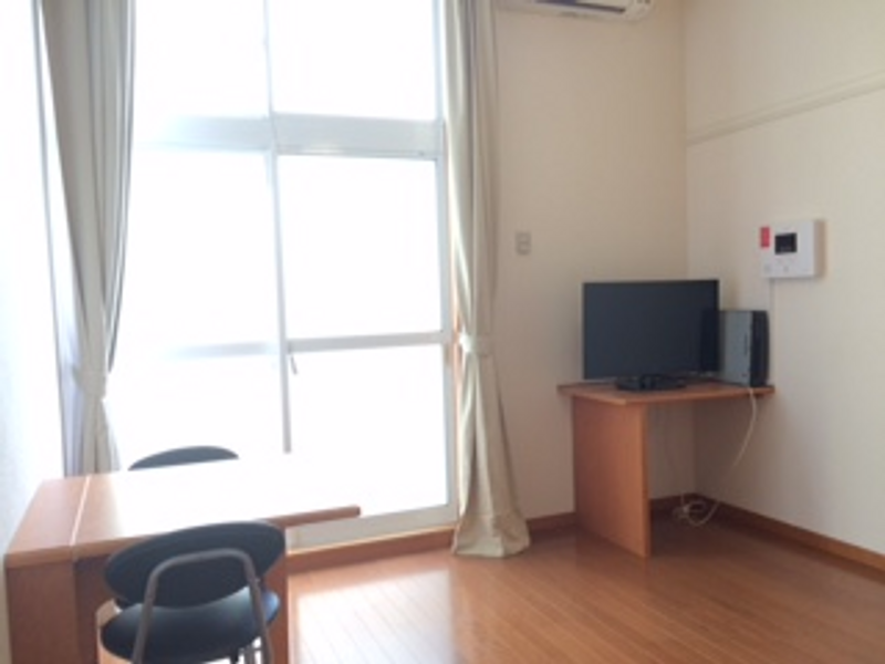 レオパレスヴァンテアン 居間