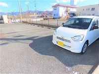 レオパレス合戦場 駐車場