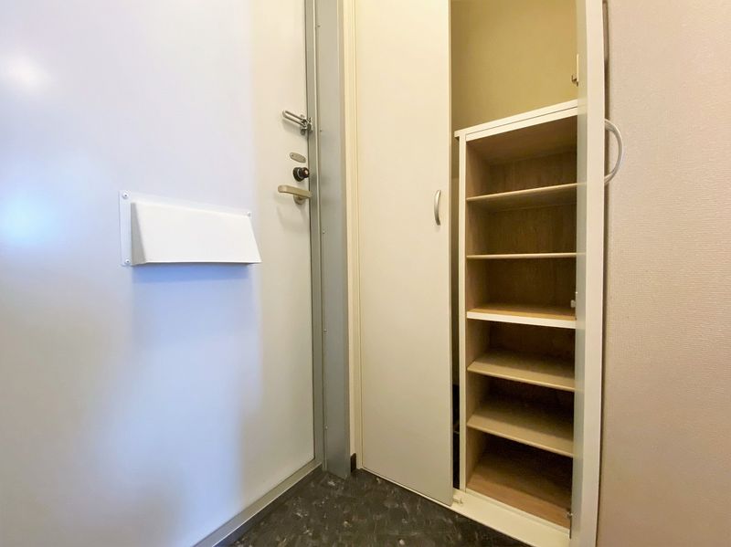 レオネクストヴェルテラス 玄関