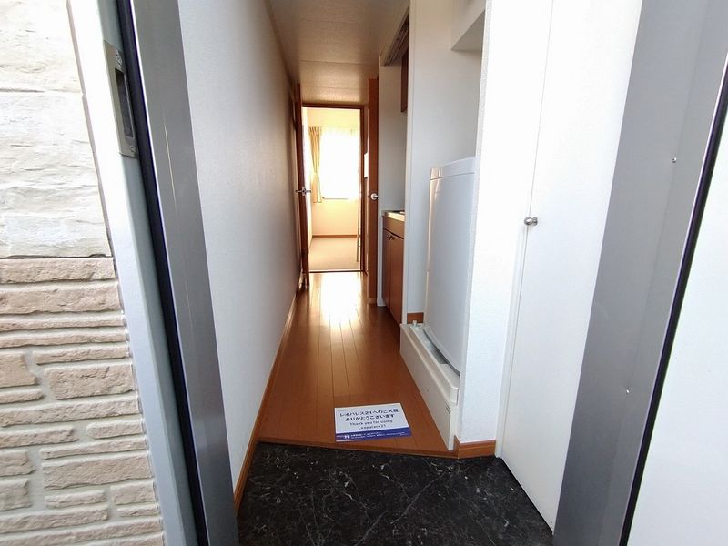 レオパレスエトワール南生田 玄関