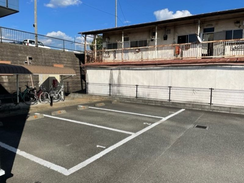 レオパレスハイツ笛吹 駐車場