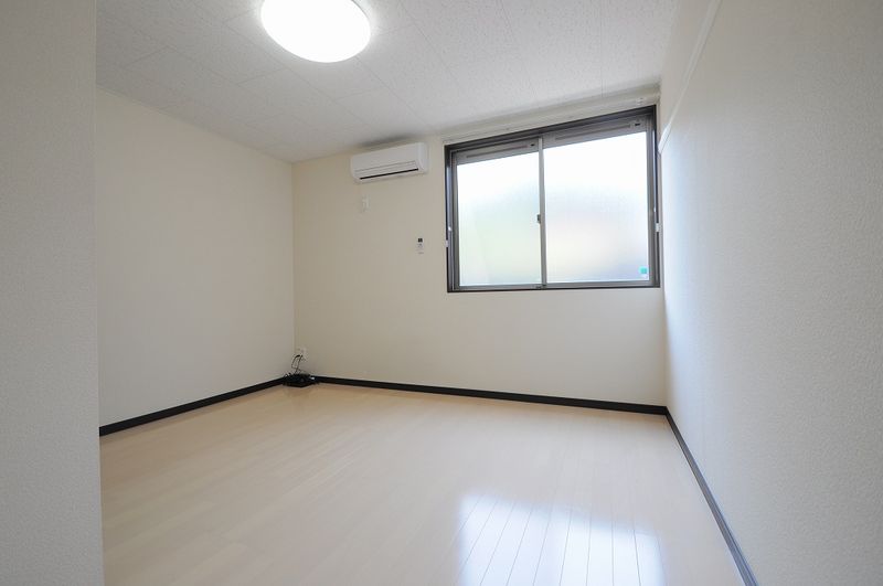 レオネクスト真鶴 居間