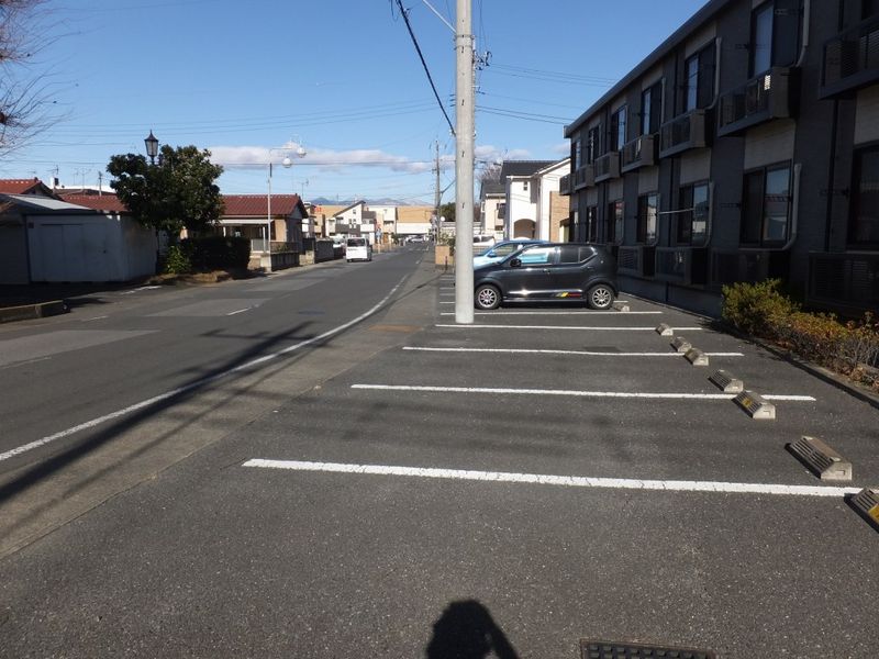 レオパレスキャスルⅡ 駐車場