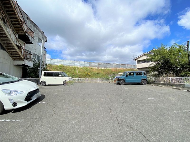 レオパレス細谷　Ｖｉｌｌａｇｅ 駐車場