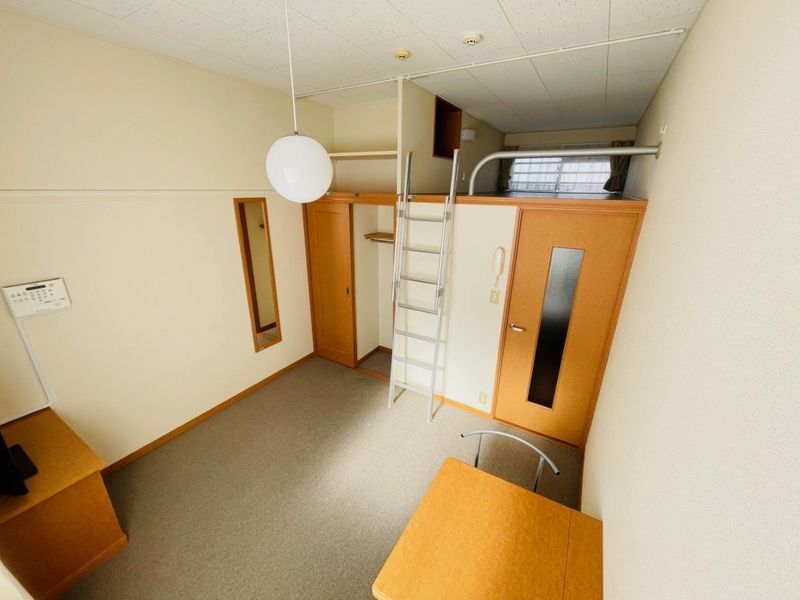 レオパレスメゾン　ド　クレール 収納