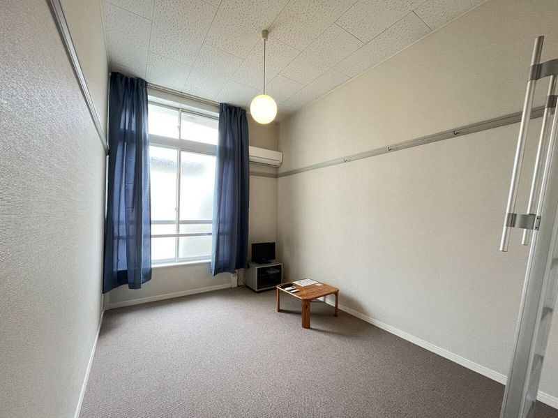 leopalace Premier Living room