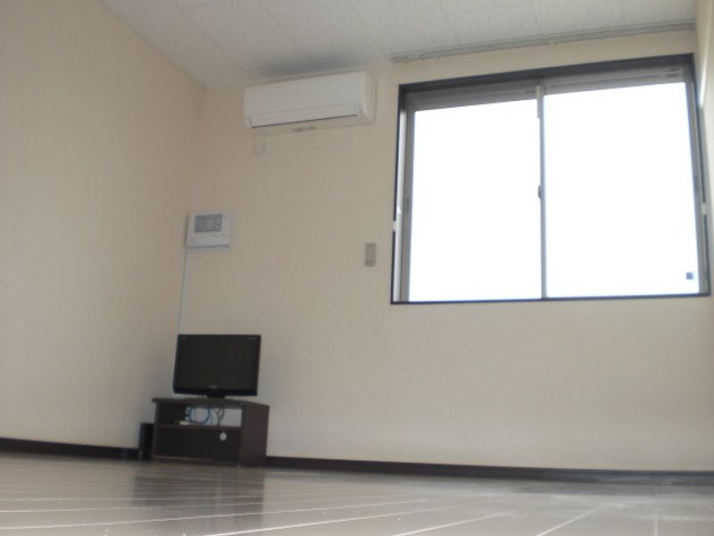 レオネクストミルキーウェイⅡ 居間