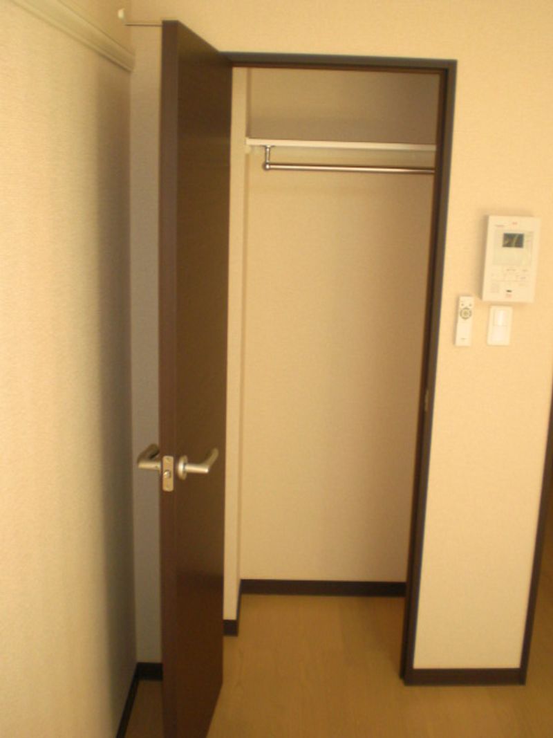 LEONEXT Shinkawa 储物空间