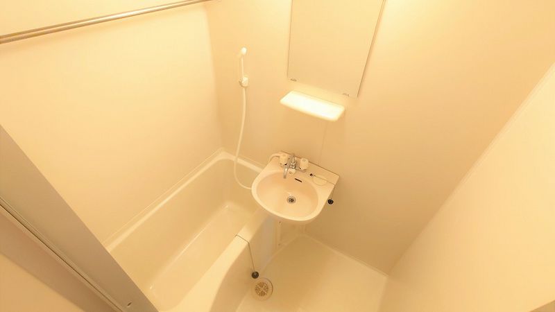leopalace Himawari Bathroom