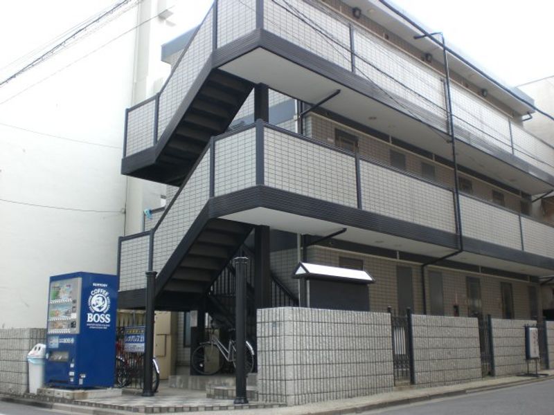 レオパレスキュービクル浅草橋 外観