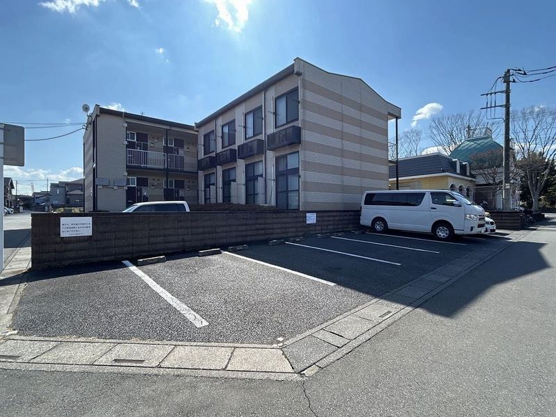 レオパレスパストラル 外観