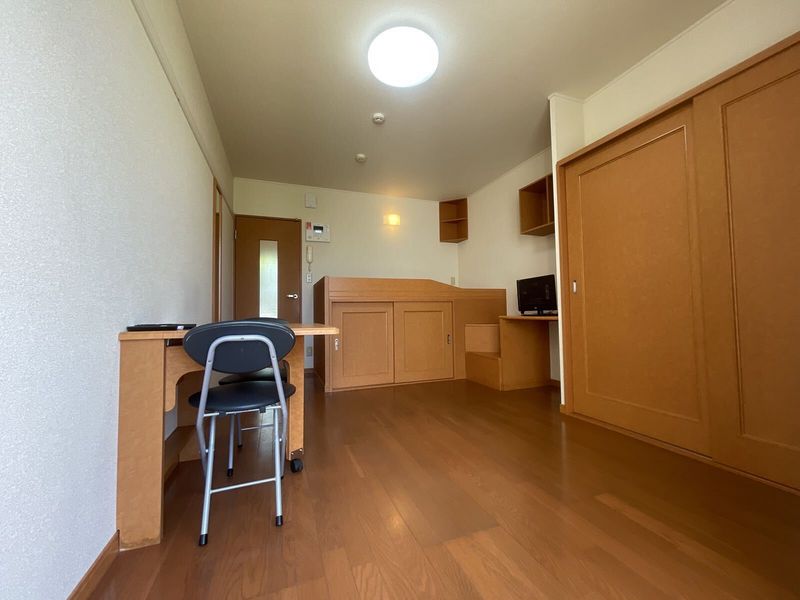 レオパレス中野 居間