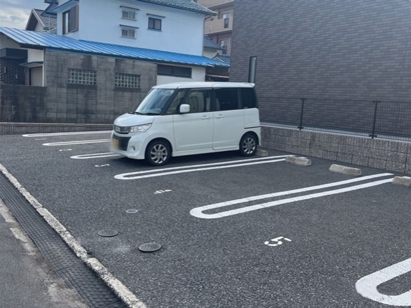 レオネクストＳⅡ 駐車場