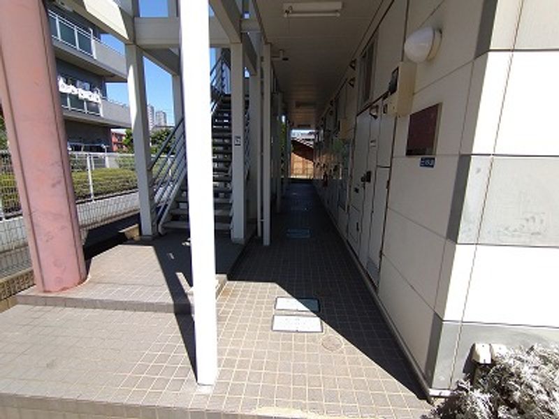 レオパレスプチフローラ 共用部分