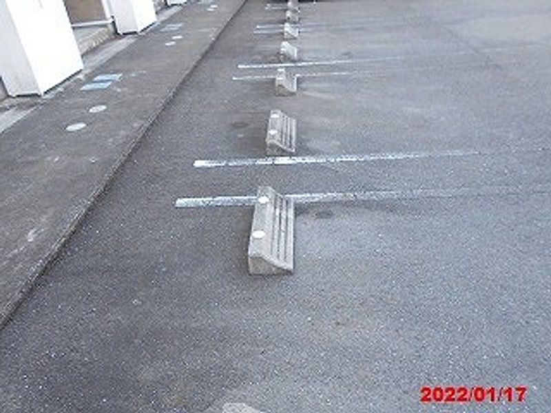 レオネクストエスペランサ 駐車場