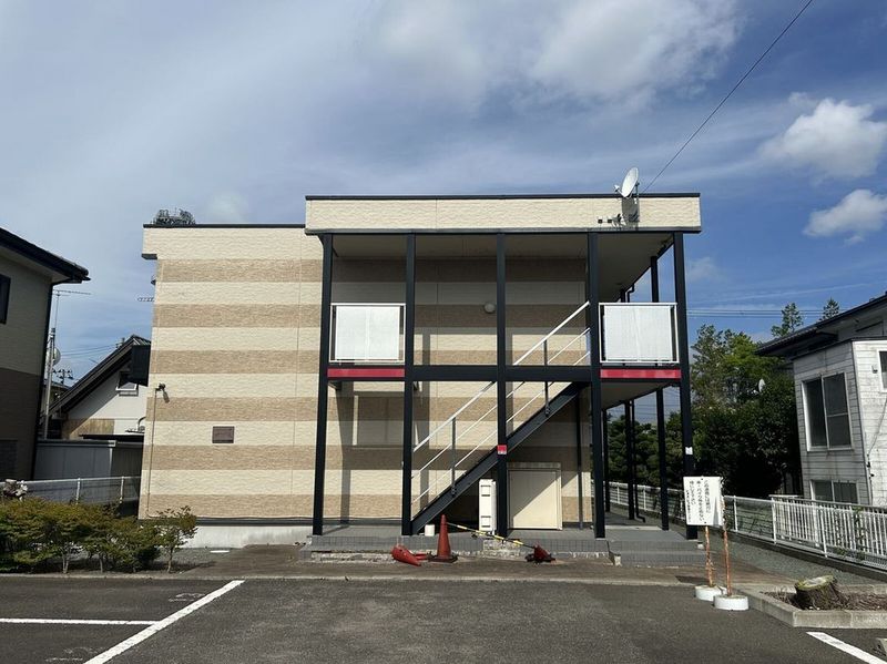 レオパレスメゾン太白 外観