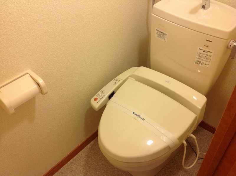 レオパレスカルモ トイレ