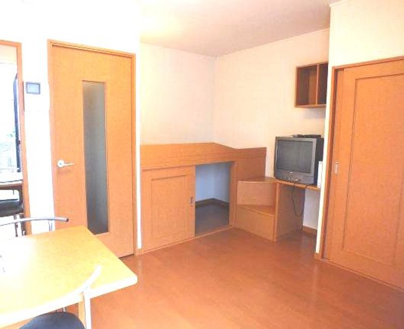 leopalace Plum Castle Bedroom