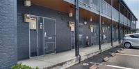 レオパレスアークハイツⅡ 玄関