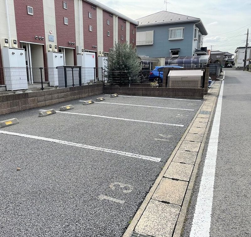 レオネクストブーケ 駐車場