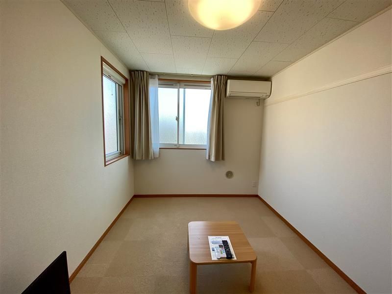 レオパレスシンフォニー 居間