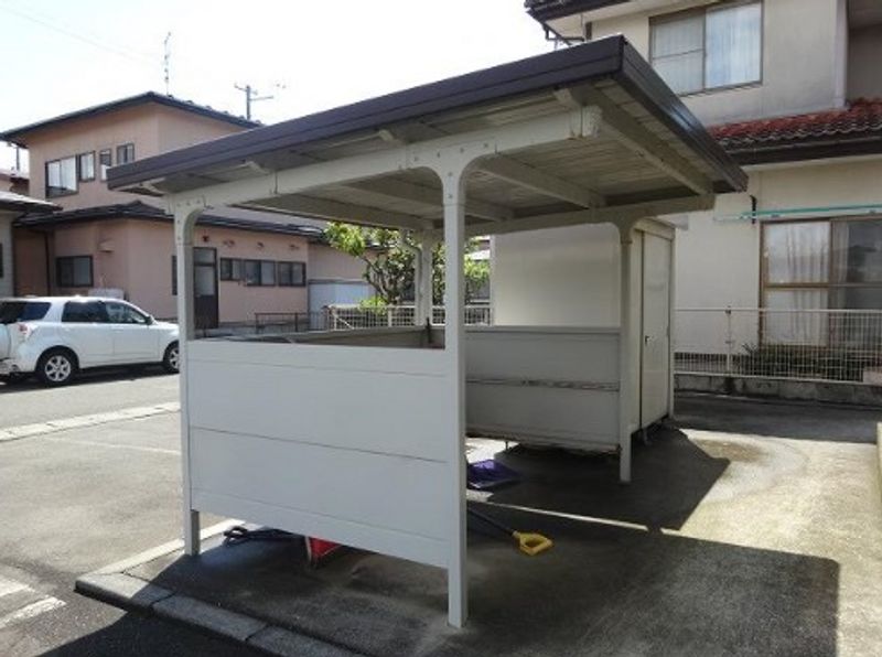 レオパレスシャルム　セゾン 庭