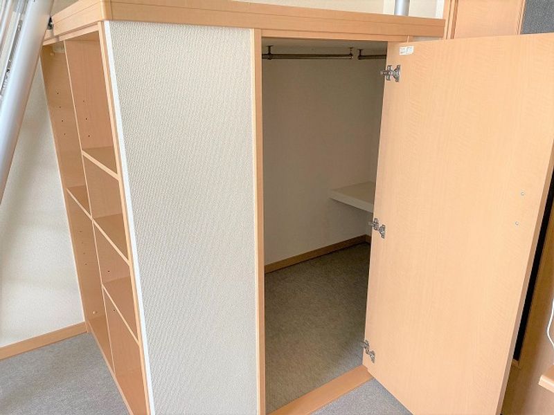 レオパレスフリージア 収納