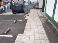 レオパレスベルポート エントランス