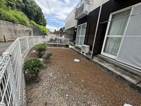 レオパレスセジュール 庭