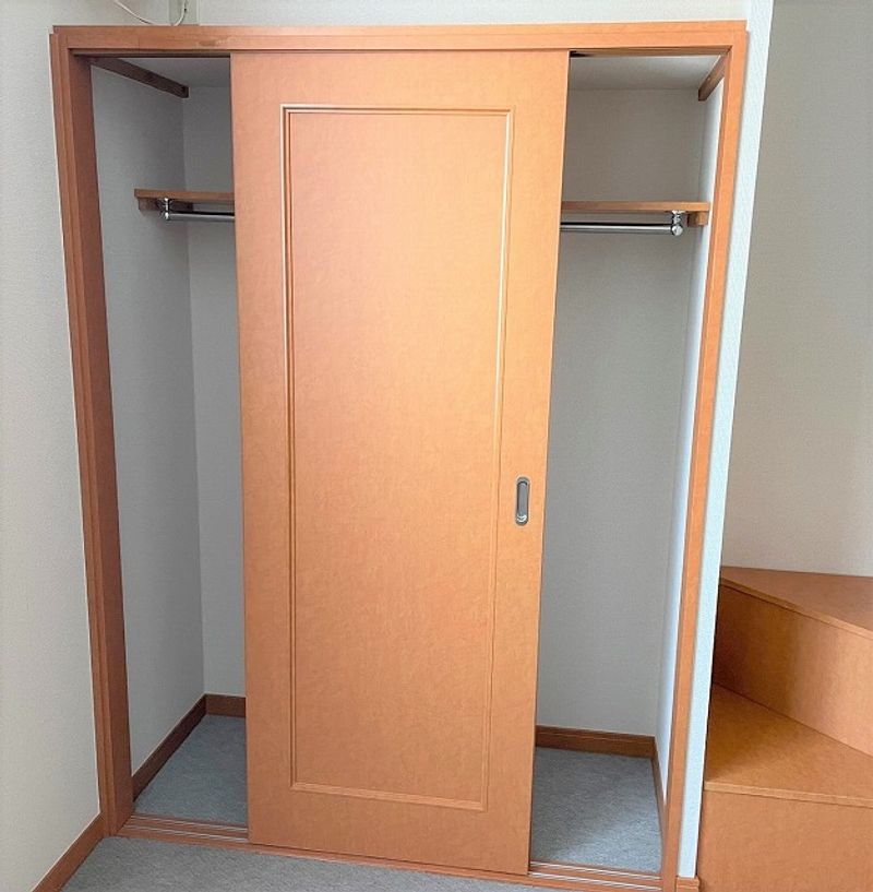 レオパレスゴールド 収納