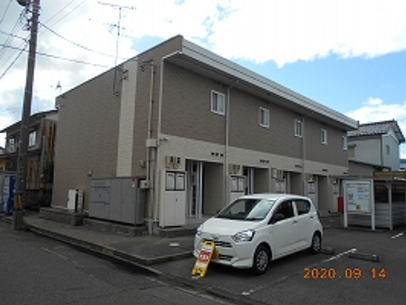 レオパレスバスタード 外観