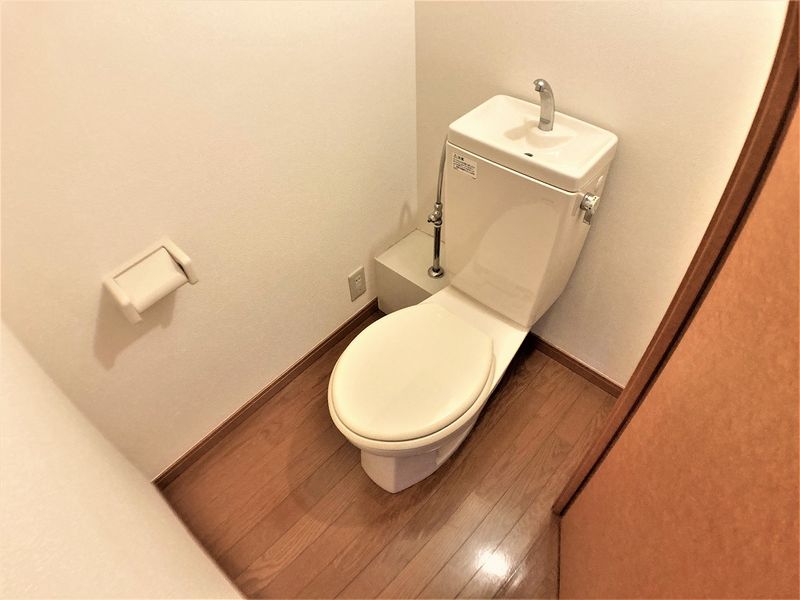 レオパレスコンプリートＹ トイレ