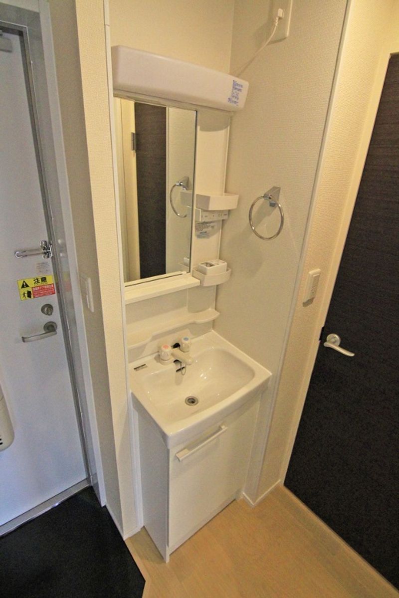 MIRANDA Sen II Bồn rửa mặt