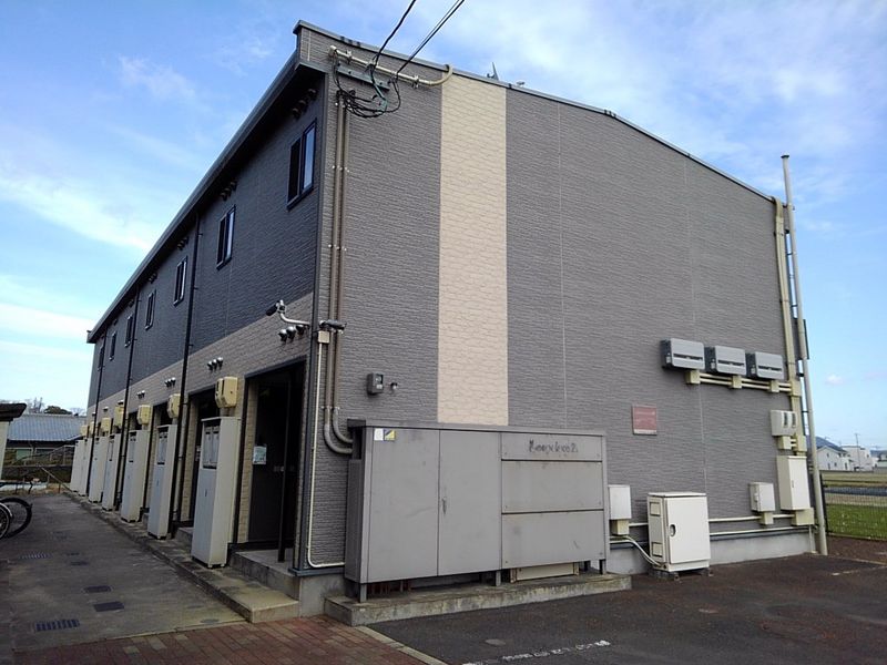 レオパレスいずみ 外観