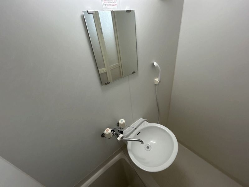 レオパレス西羽貫 洗面台