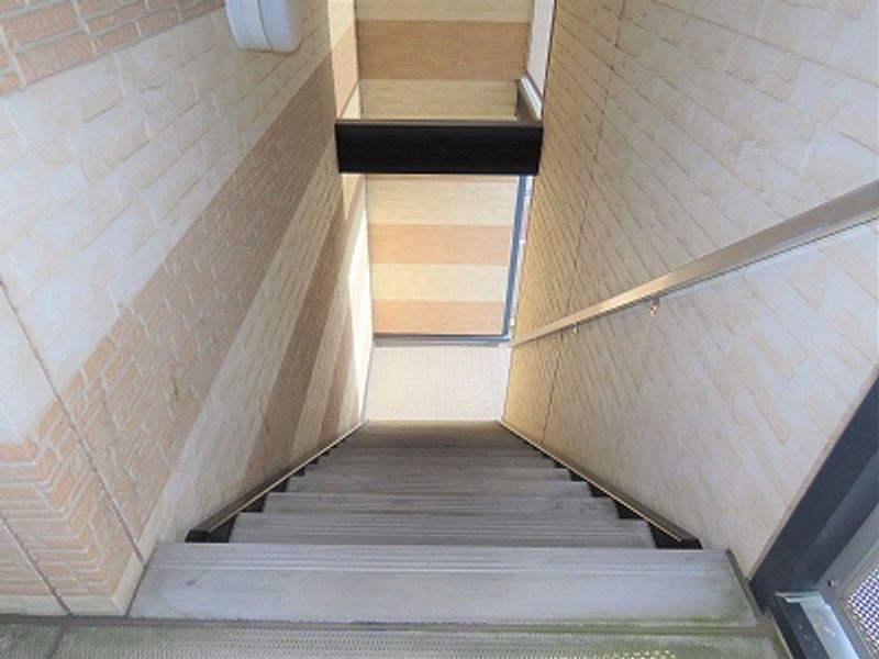 レオパレス御所 共用部分