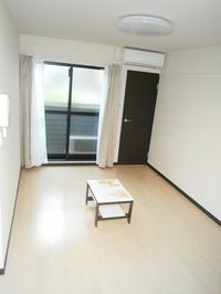 レオネクストソレイユ 居間