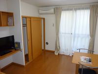 レオパレスセーヴェ 居間