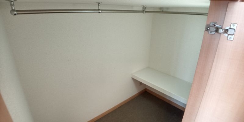 レオパレス片野Ｎ 収納