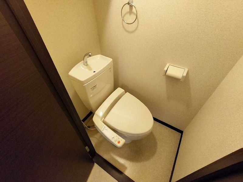 レオネクストグランドソレイユ トイレ