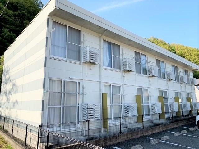 レオパレスうぐいす 205号室 1