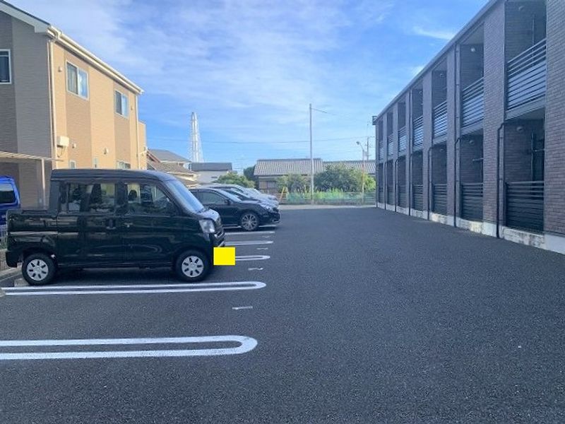 レオネクスト愛和Ⅳ 駐車場